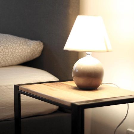 Appartamento Luxury New Cozy Flat At Dob Street Nearby Gozsdu Court Budapest Esterno foto