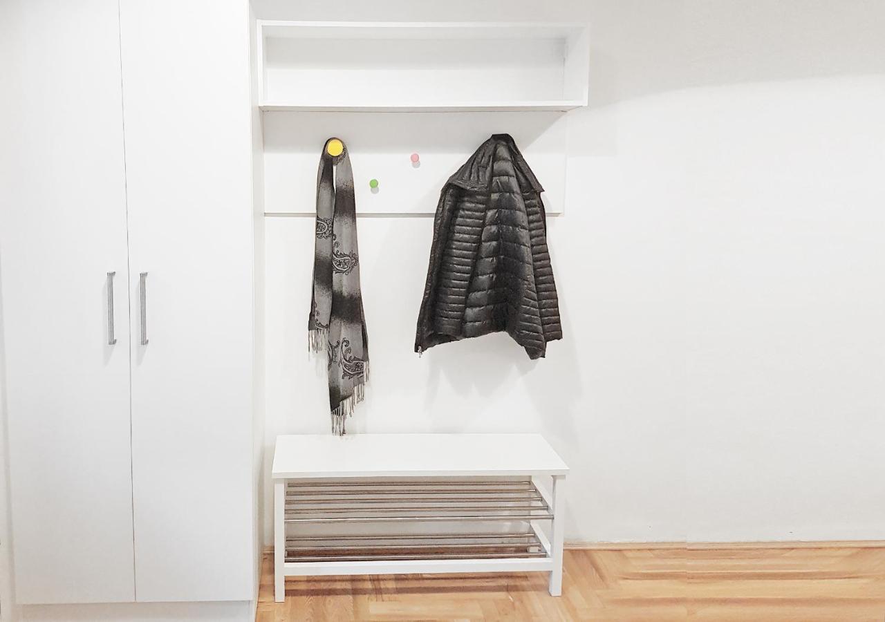 Appartamento Luxury New Cozy Flat At Dob Street Nearby Gozsdu Court Budapest Esterno foto