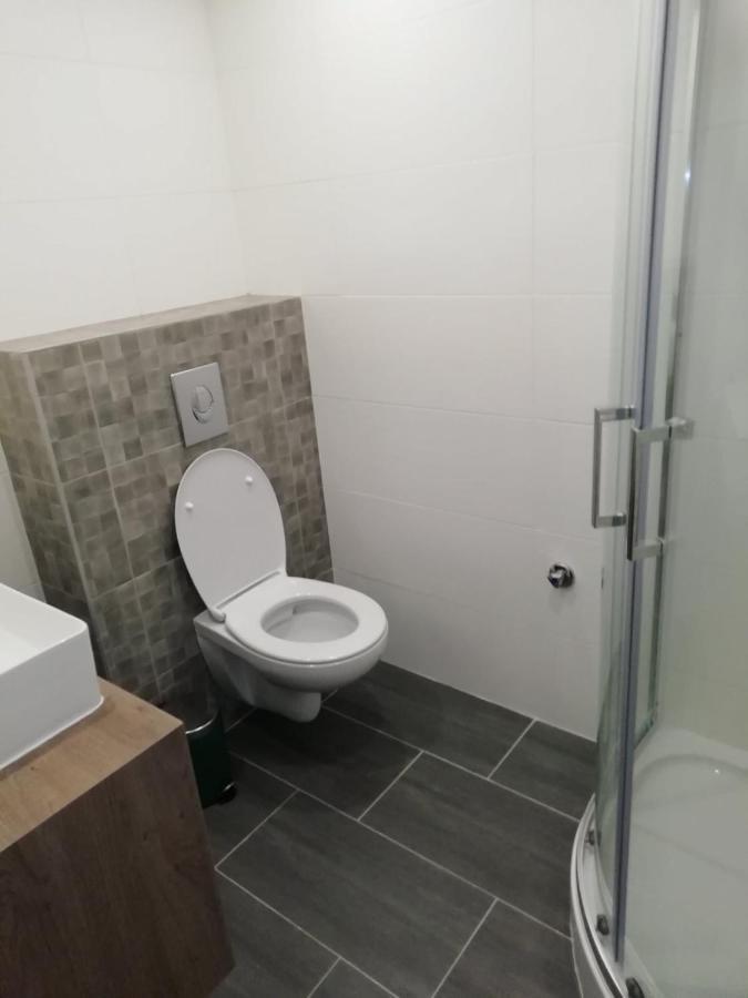 Appartamento Luxury New Cozy Flat At Dob Street Nearby Gozsdu Court Budapest Esterno foto